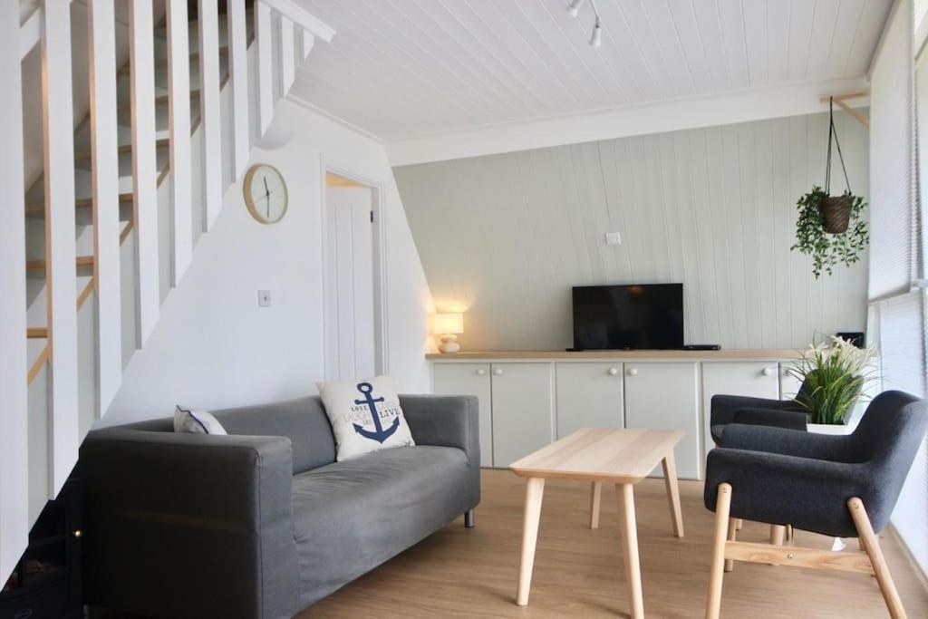 No.5 Chalet Kingsdown (Deal)